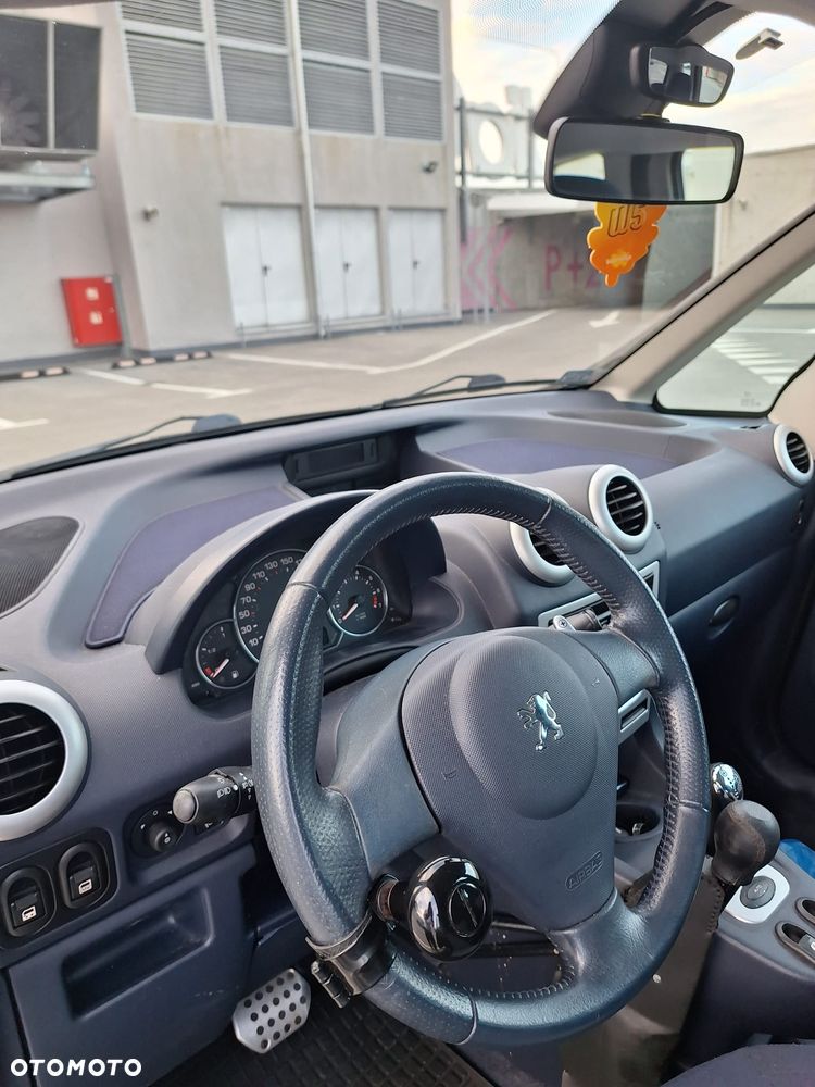 Peugeot 1007 1.6 Trendy 2-Tronic - 9