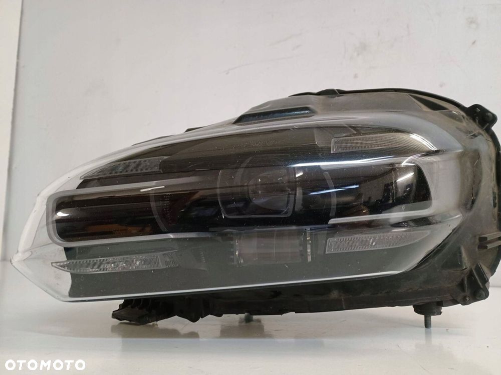 lampa lewy przód lewa przednia porsche taycan 9j1 full led eu - 1