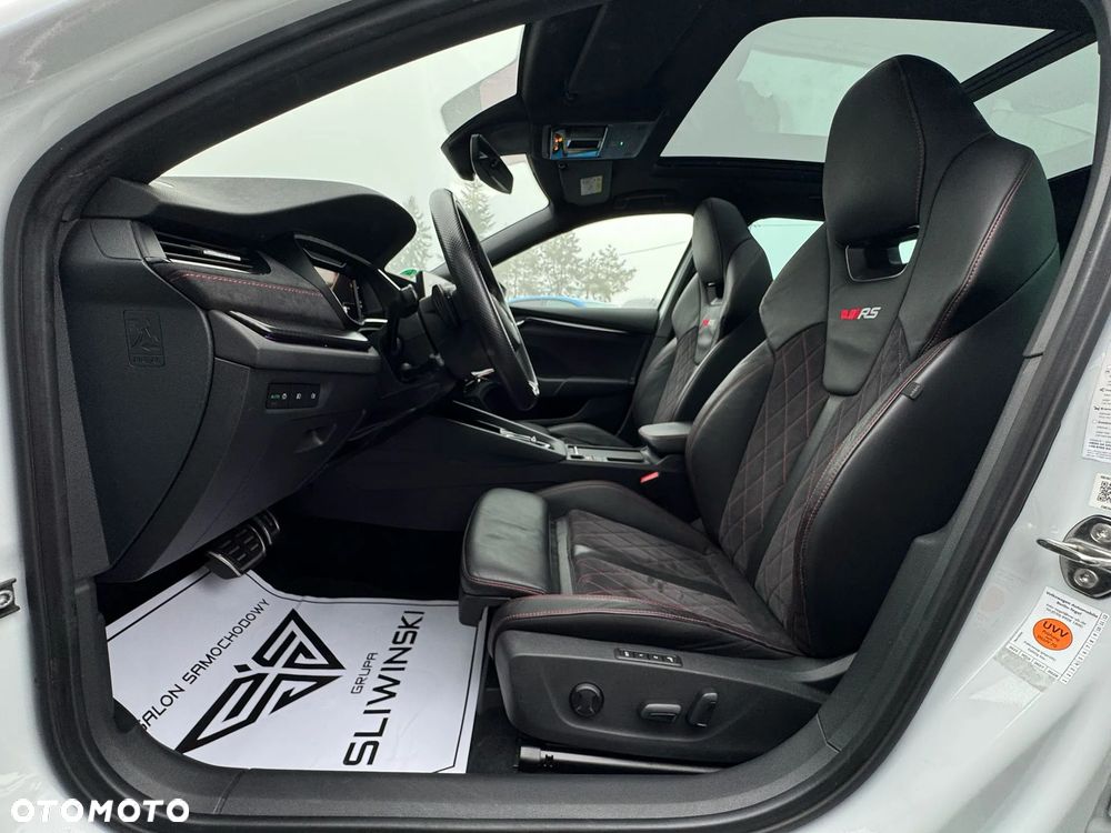 Skoda Octavia 2.0 TDI DSG 4x4 RS Plus - 16