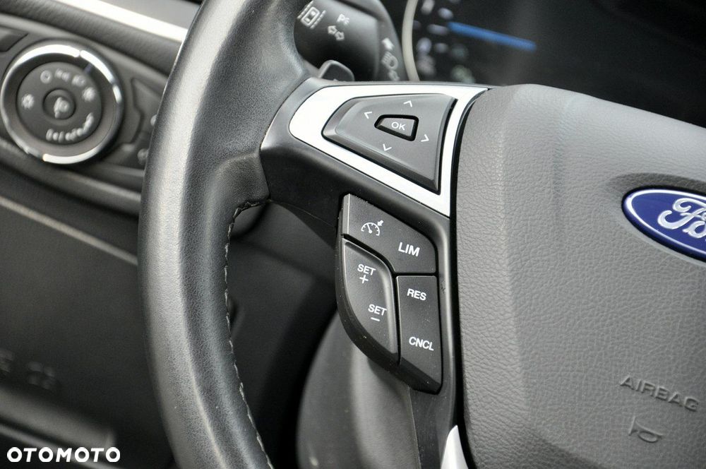 Ford S-Max 2.0 EcoBlue Titanium - 19