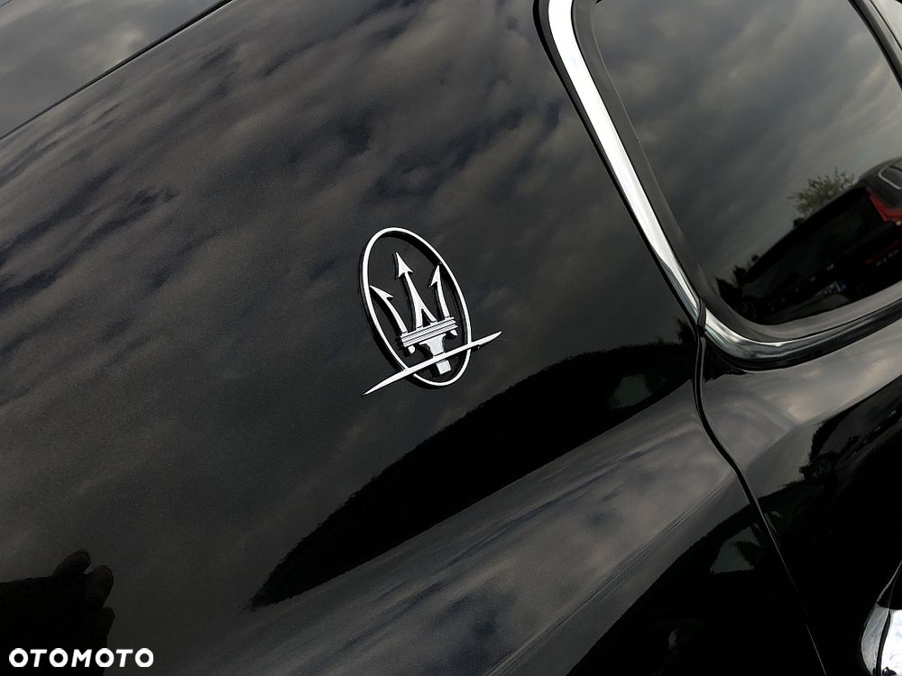 Maserati Quattroporte - 36