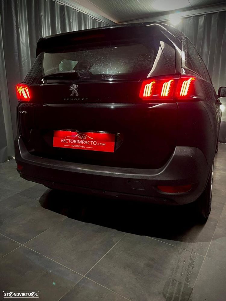 Peugeot 5008 - 4
