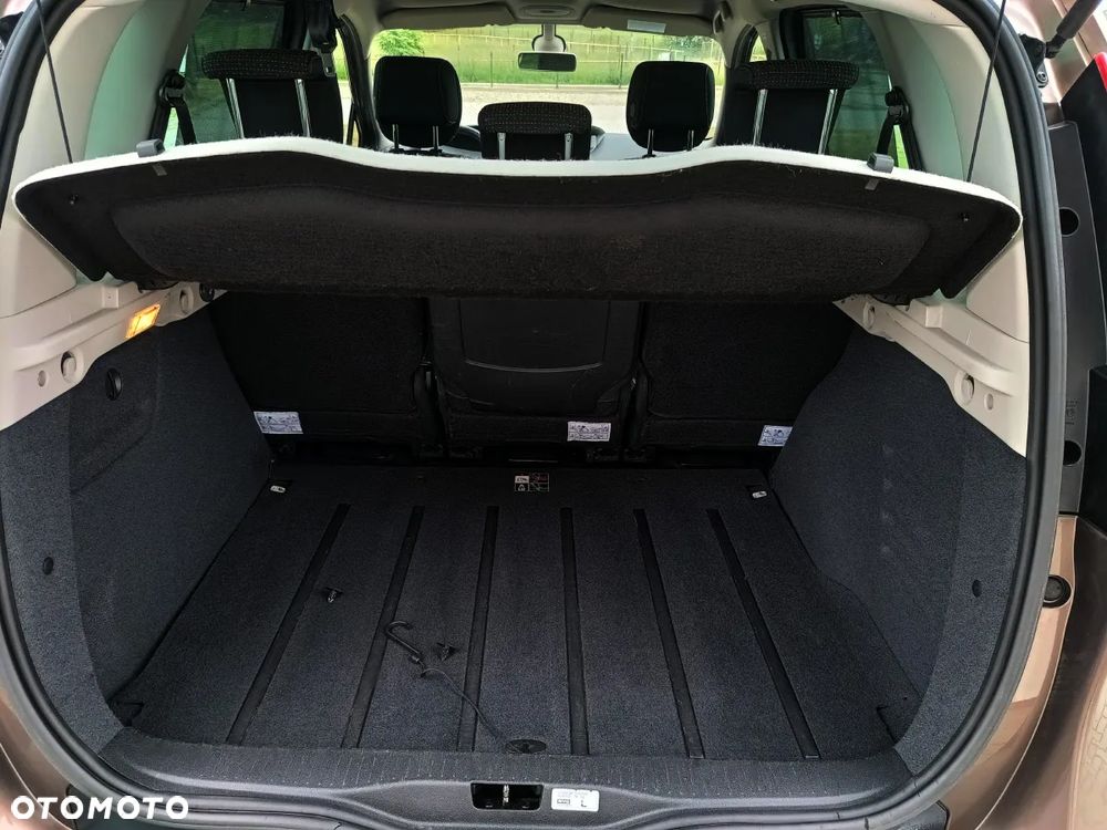 Renault Scenic - 7
