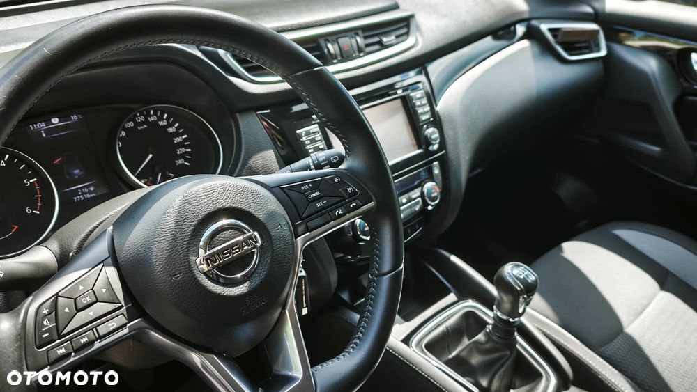 Nissan Qashqai 1.6 dCi 4x4 I-Way - 20