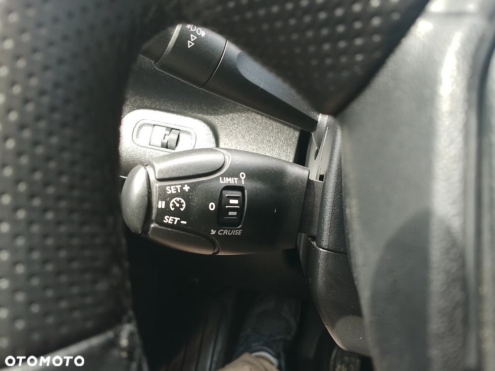 Toyota Proace Partner Berlingo Combo Doblo L2 Long Izoterma Chłodnia Salon PL półka Inox 3 osoby 2EUpal 2,5 DMC - 28