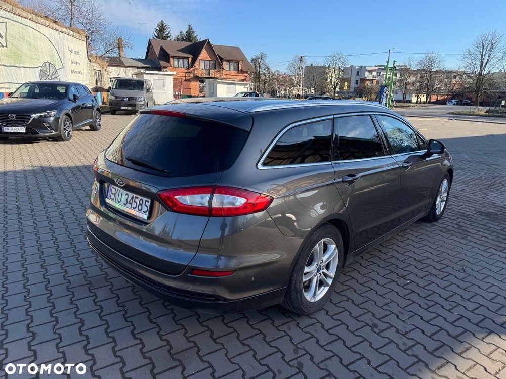 Ford Mondeo SW - 16