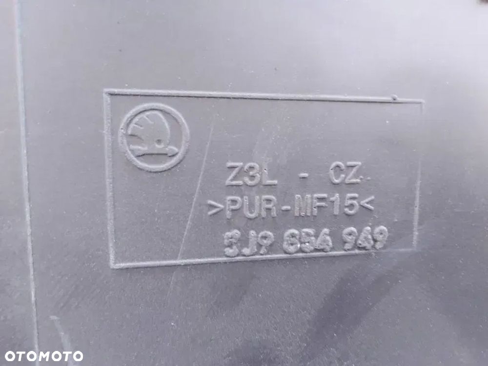 listwa drzwi tylna lewa tył skoda fabia ii scout 5j9854949 - 3