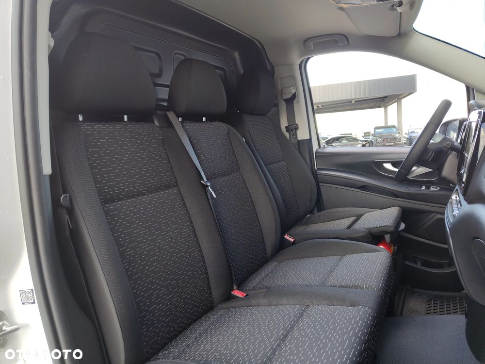 Mercedes-Benz Vito - 10