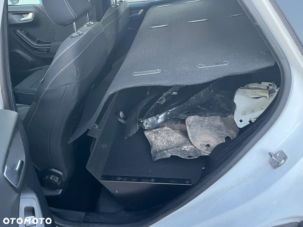 Ford Puma 1.0 EcoBoost Hybrid COOL & CONNECT - 16