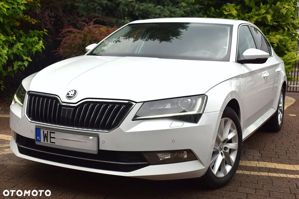 Skoda Superb 2.0 TDI SCR Style - 15