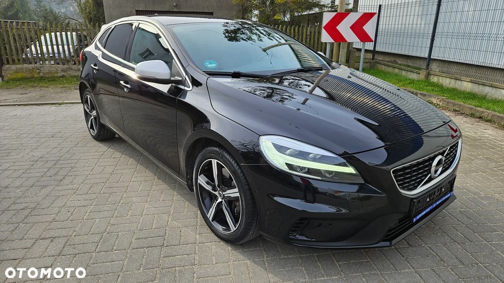 Volvo V40 T3 Drive-E R-Design Momentum - 4