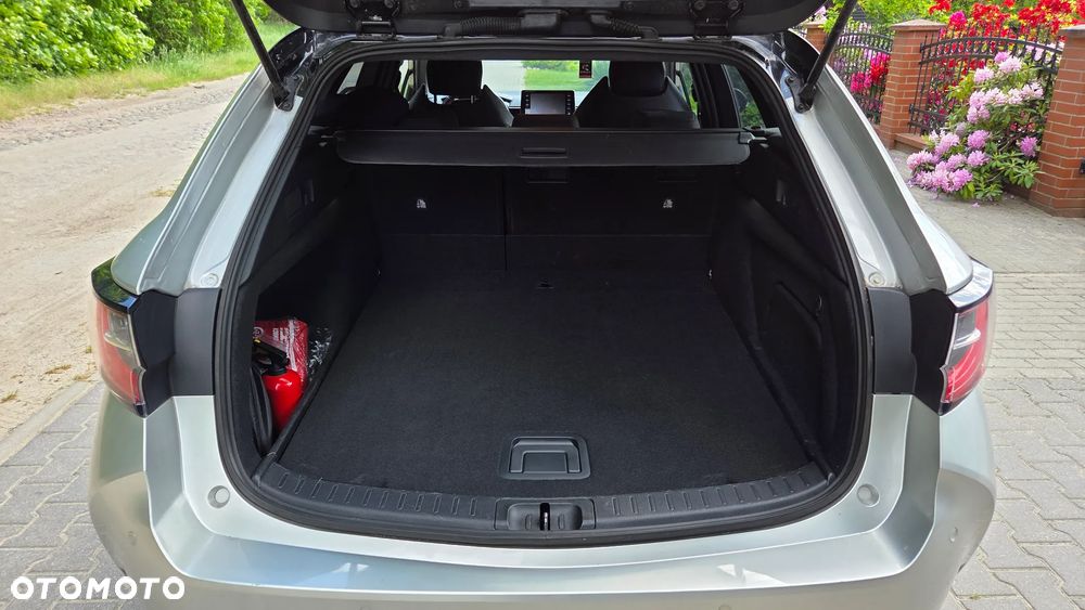 Toyota Corolla 2.0 Hybrid GR Sport - 17