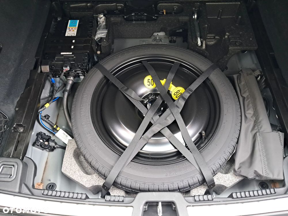 Volvo XC 60 B5 B AWD Plus Dark - 35