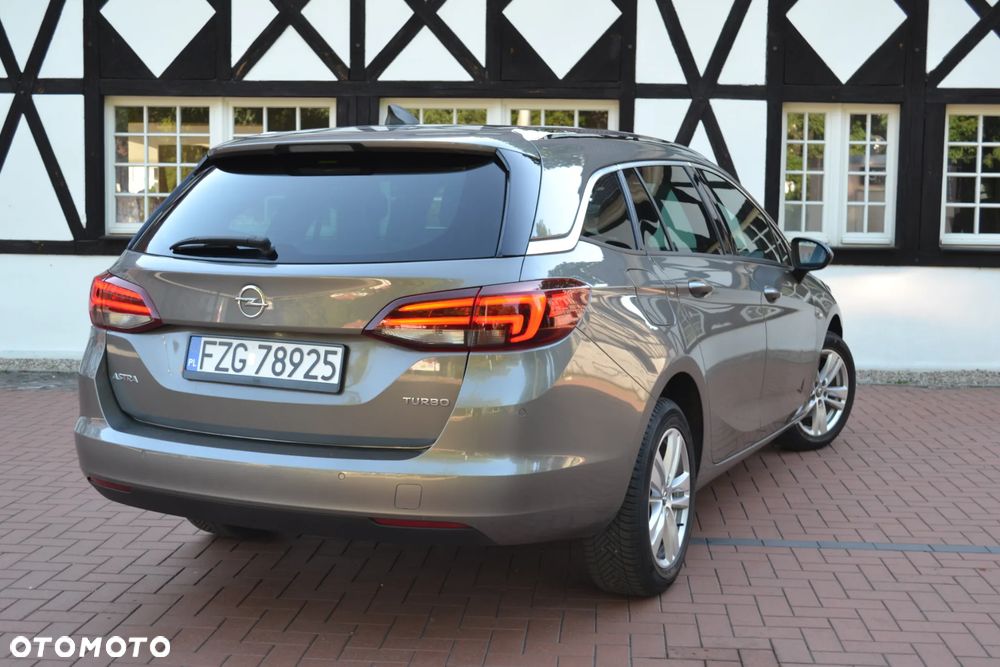 Opel Astra 1.4 T Dynamic S&S - 14