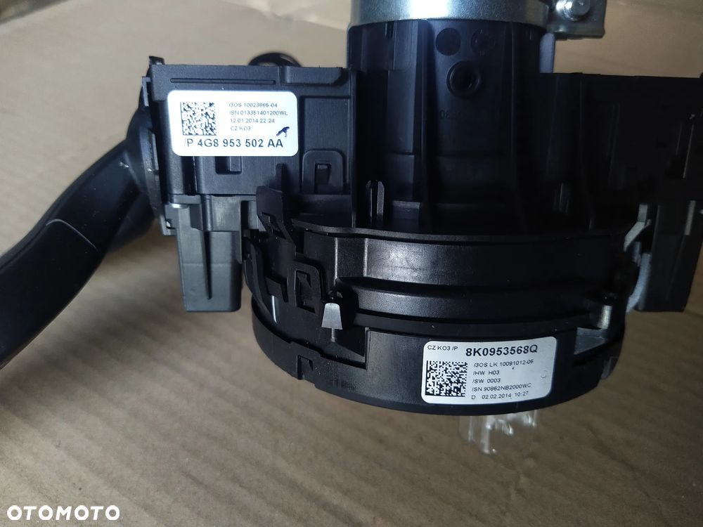Przełącznik zespolony taśma audi a4 b8 lift 8K0953568Q - 2