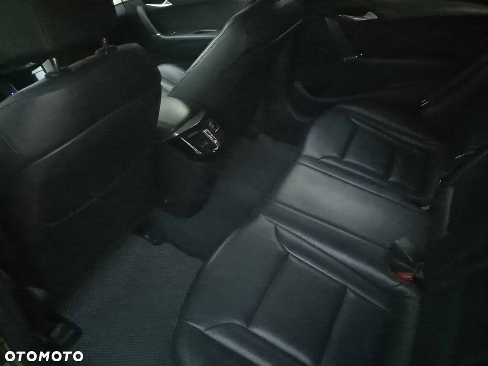 Hyundai i40 Kombi blue 1.7 CRDi Premium - 18