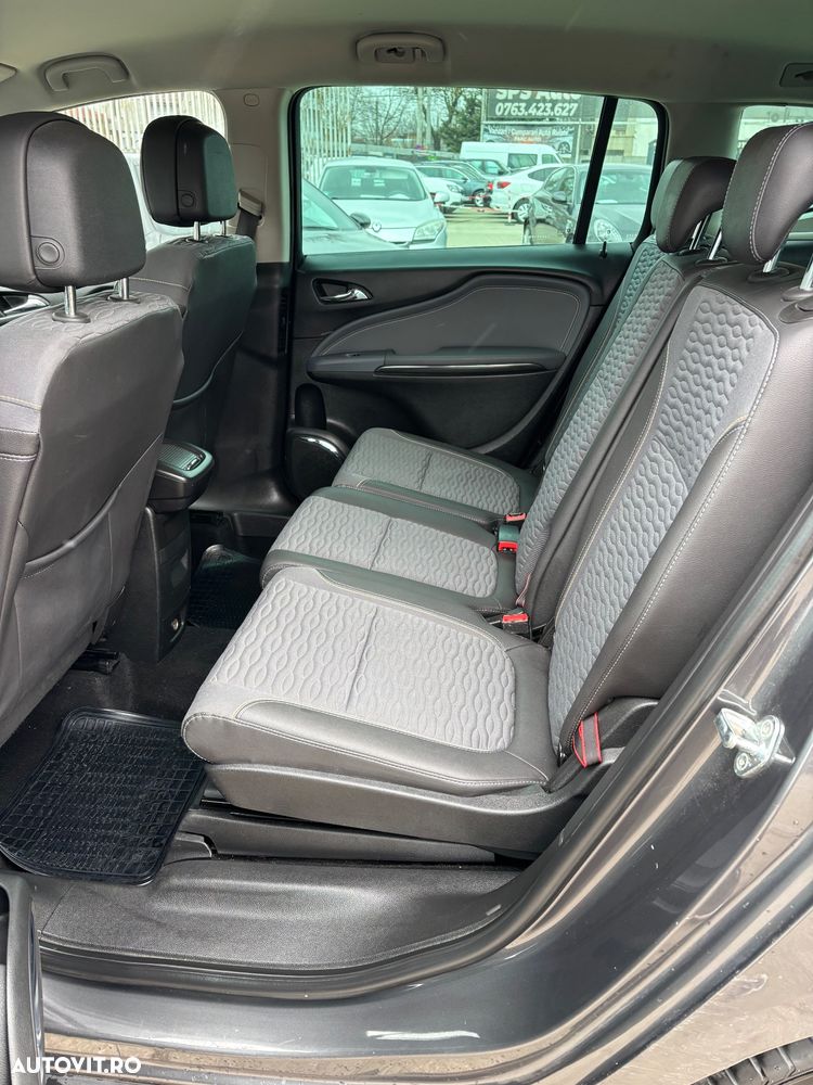 Opel Zafira - 8