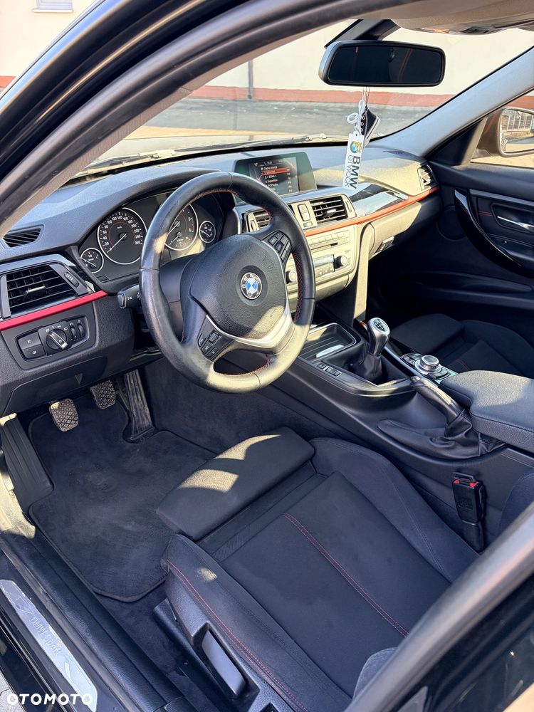 BMW Seria 3 318d Blue Performance Sport Line - 11