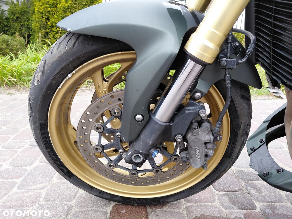 Honda CB - 15
