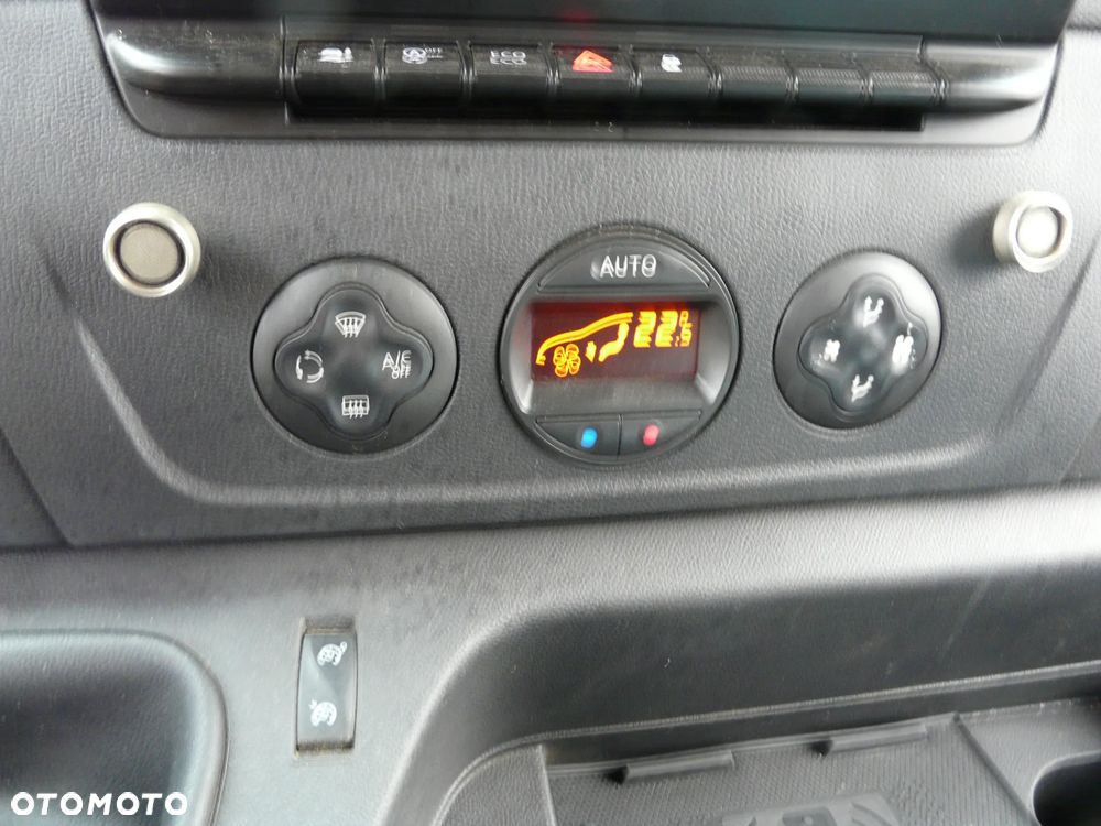 Renault Master - 11