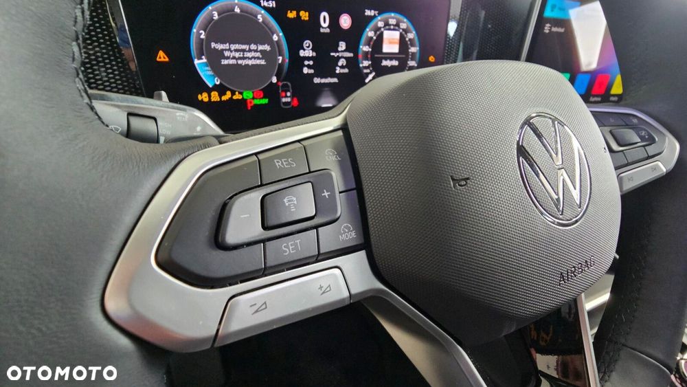 Volkswagen Tiguan - 26