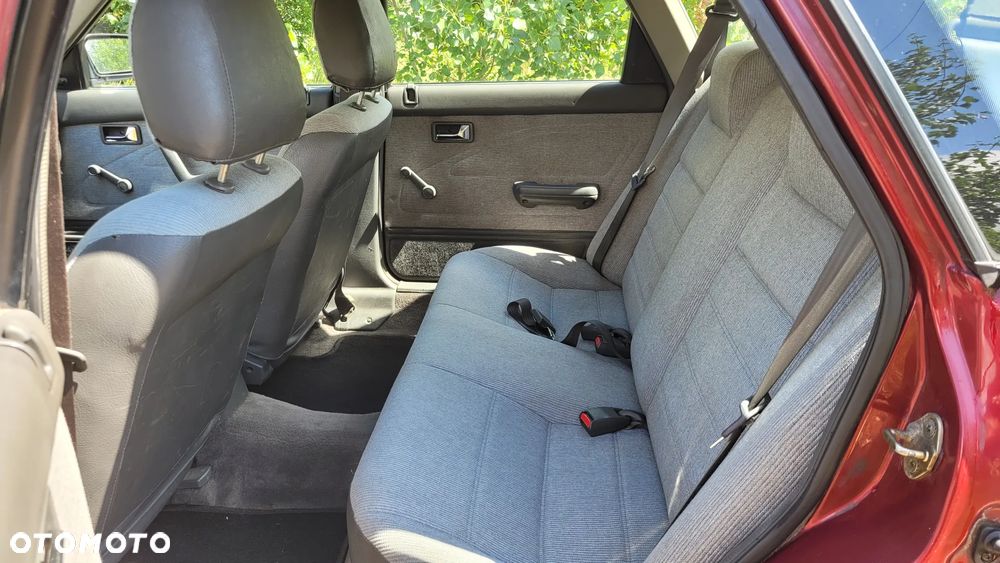 Mazda 626 2.0 D LX Comprex - 21
