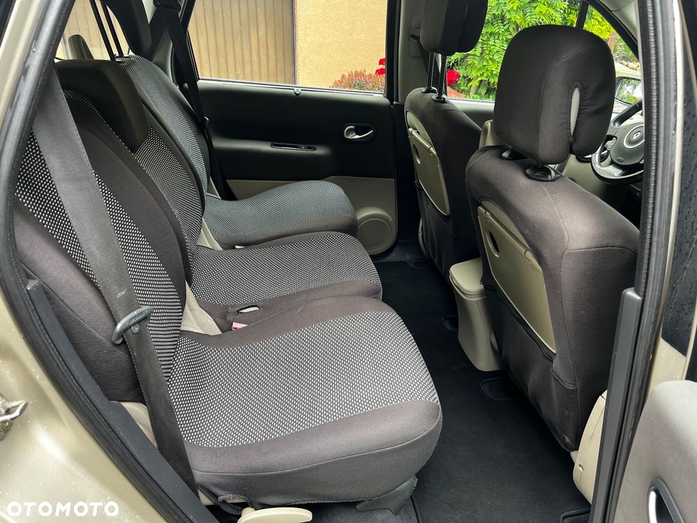 Renault Scenic - 10