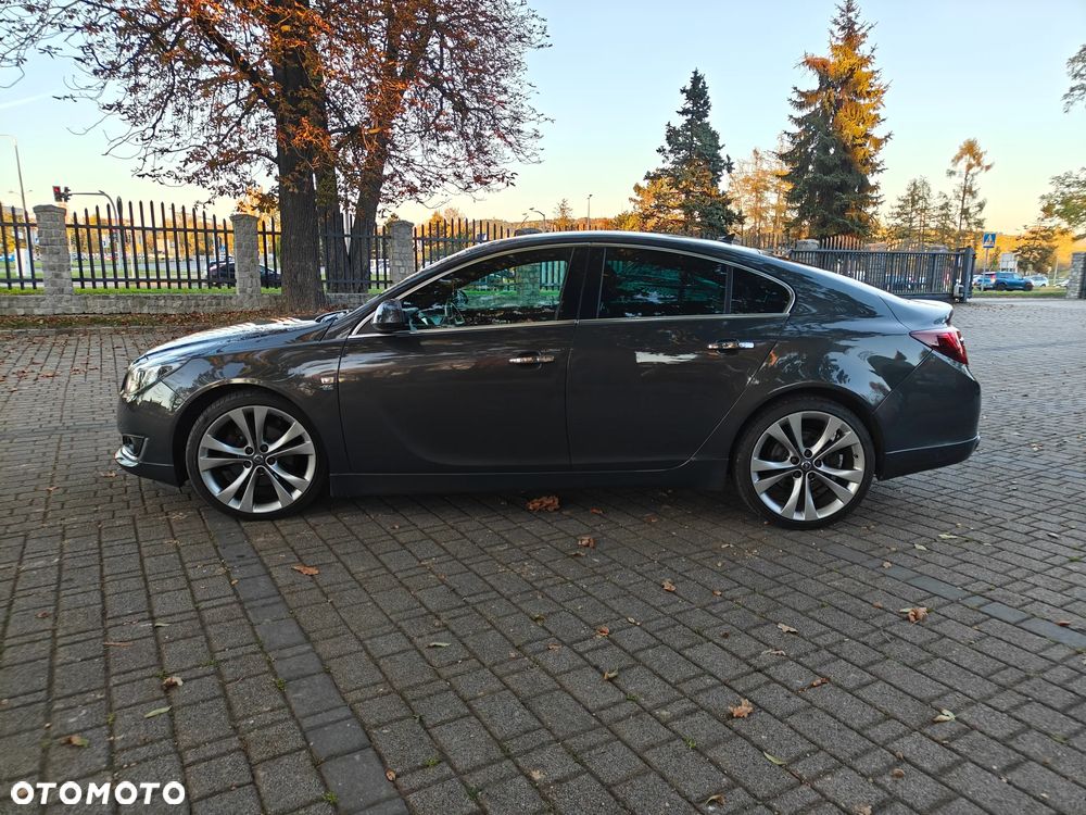 Opel Insignia - 37