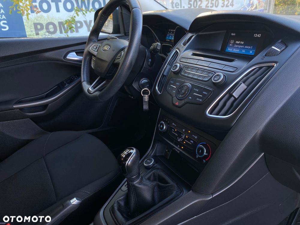 Ford Focus 1.6 Gold X - 33