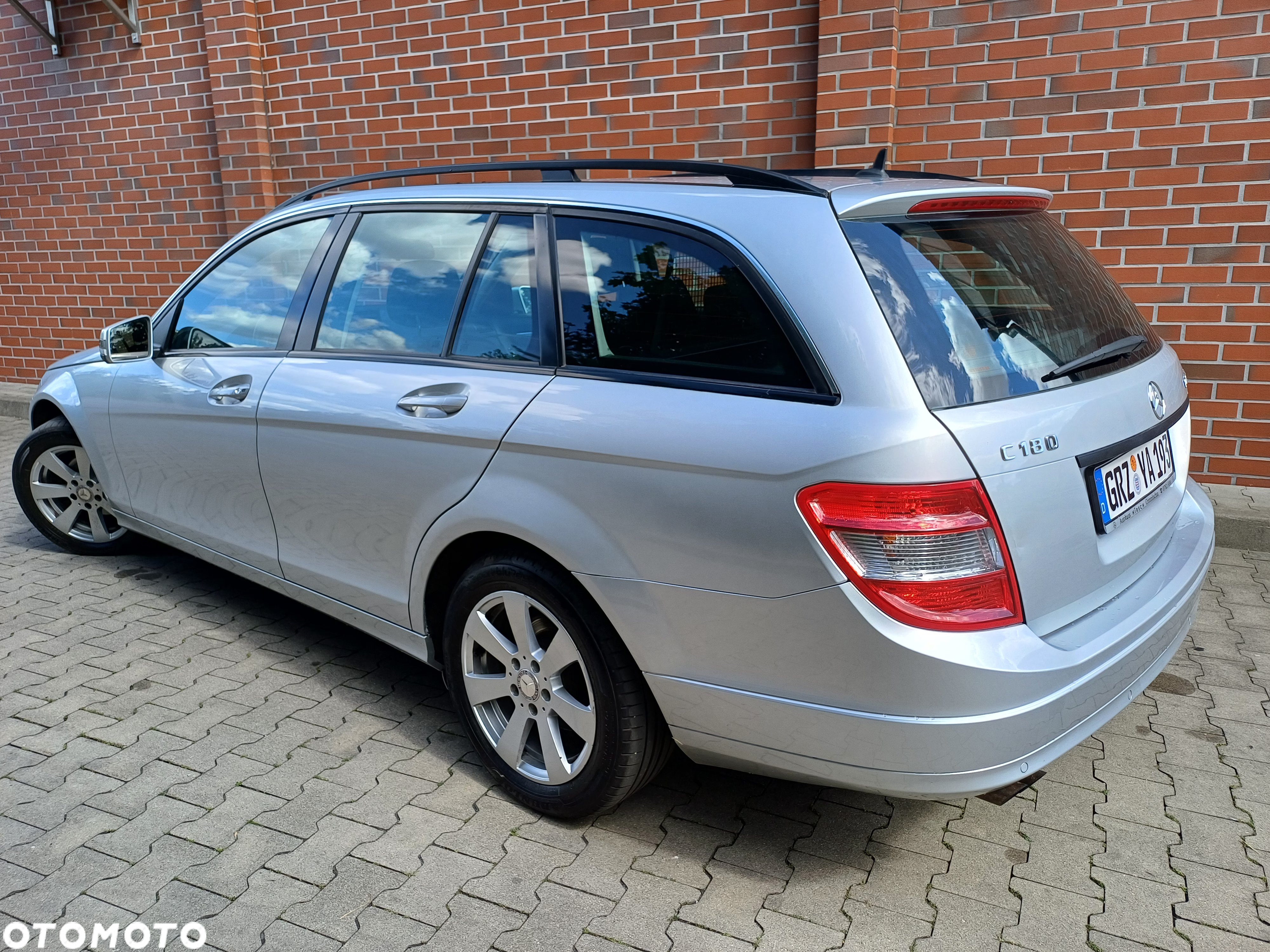 Mercedes-Benz Klasa C 180 T Kompressor Automatik - 8