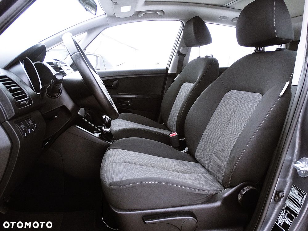 Kia Venga 1.4 CRDi 90 Business Line - 20