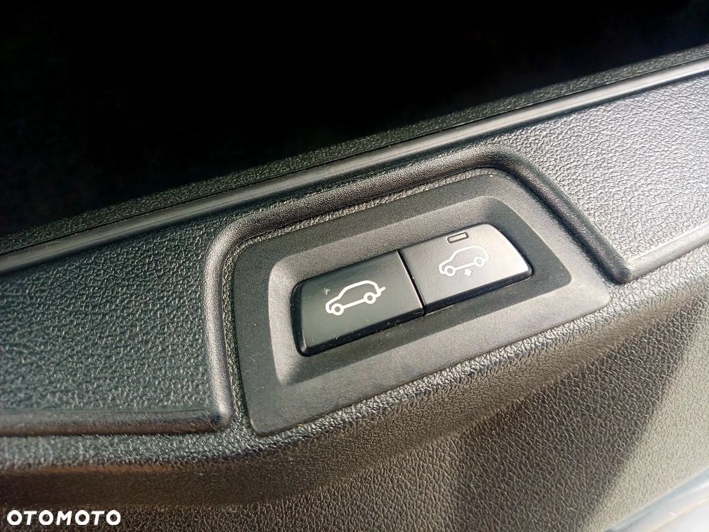 BMW X7 - 28