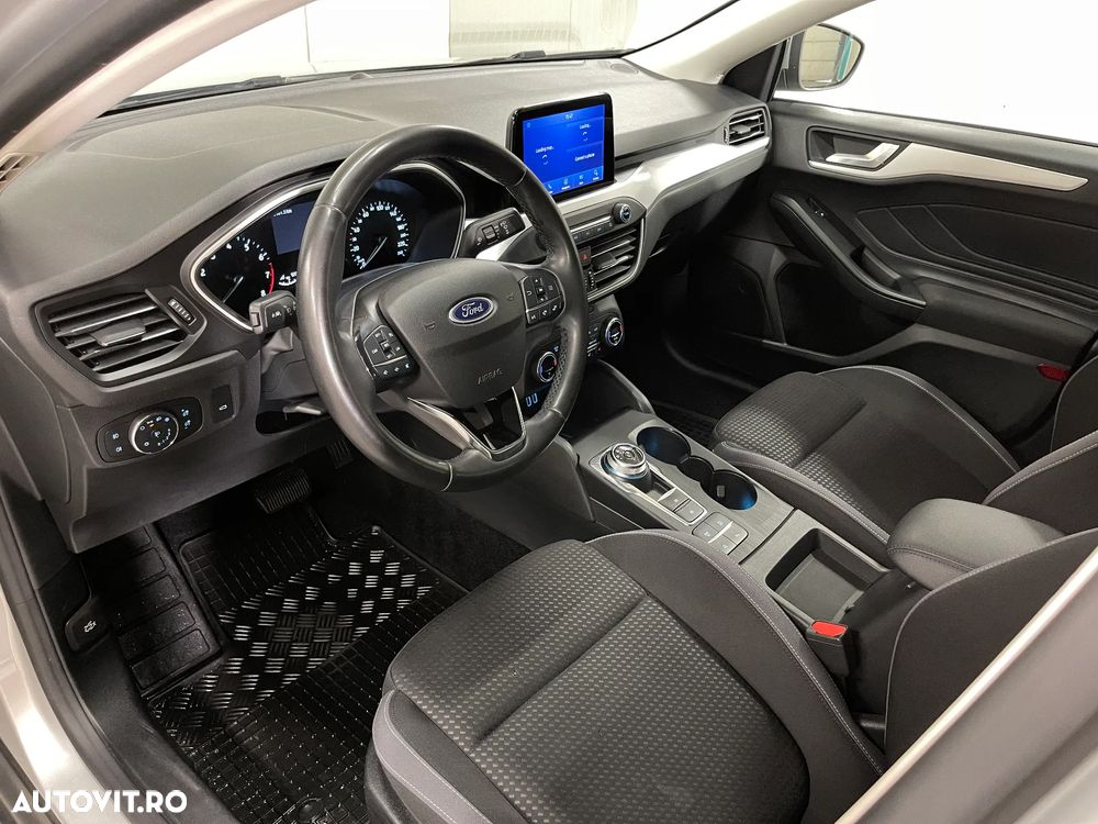 Ford Focus 1.0 EcoBoost Trend Edition - 6