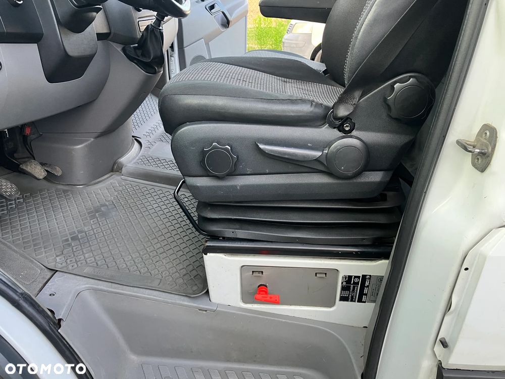 Mercedes-Benz Sprinter - 31
