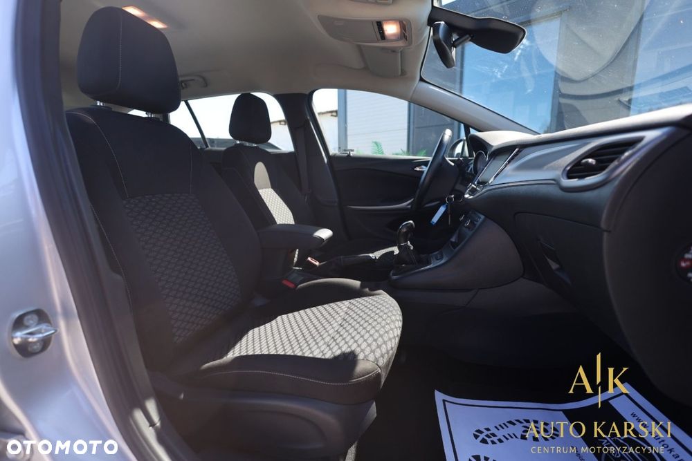 Opel Astra - 36