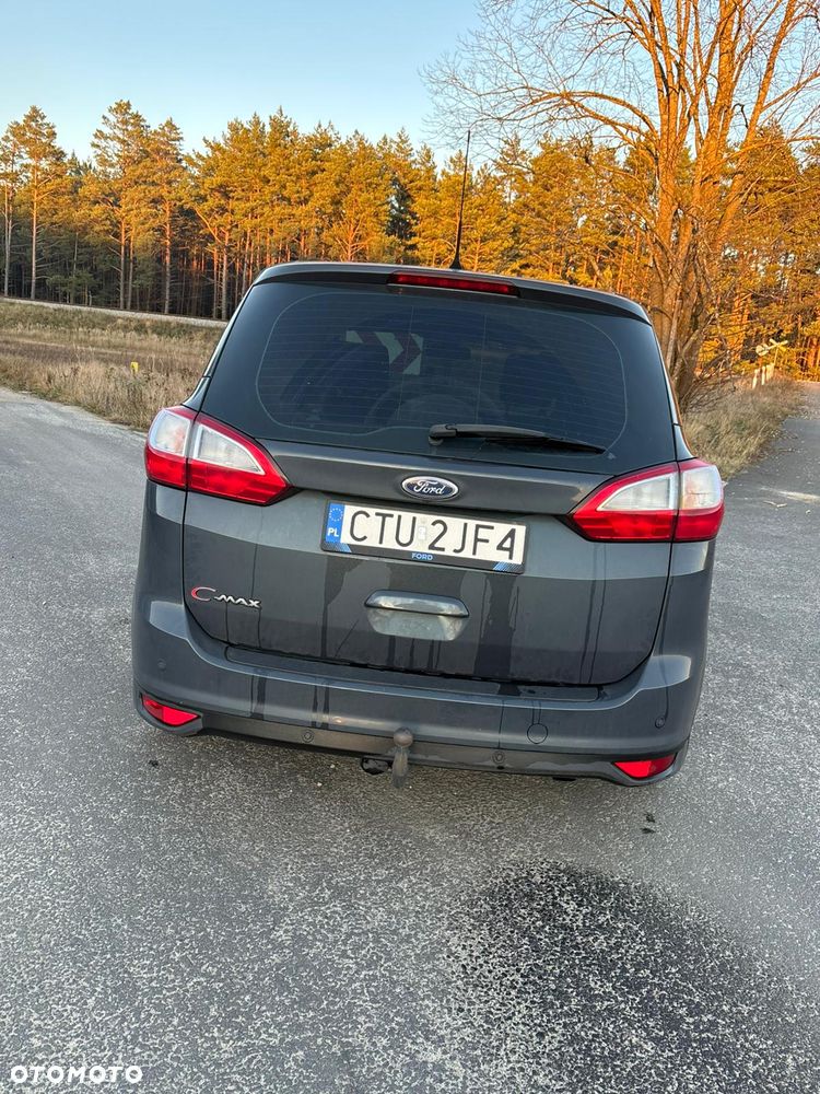 Ford Grand C-MAX - 13