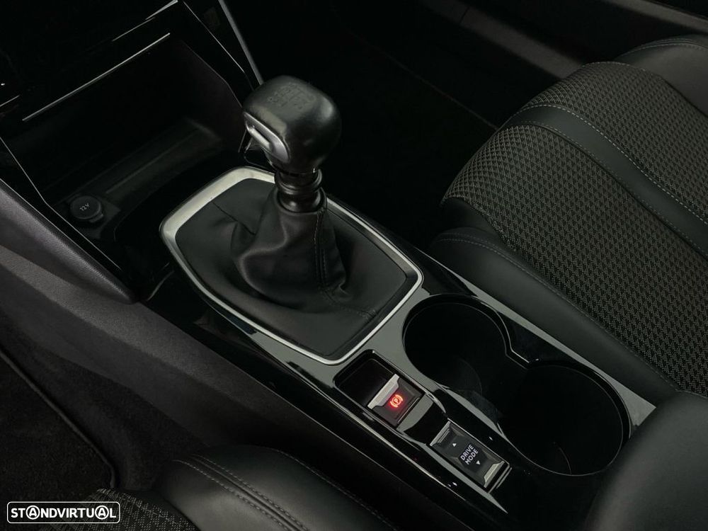 Peugeot 2008 1.2 PureTech GT - 21