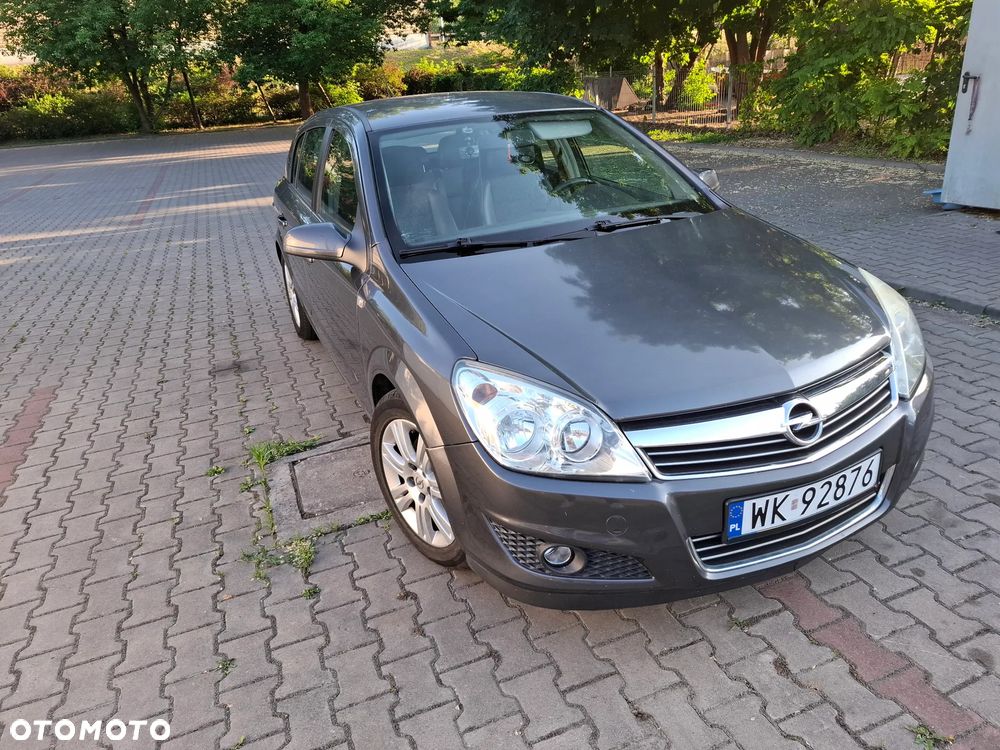 Opel Astra 1.6 Easytronic Cosmo - 2