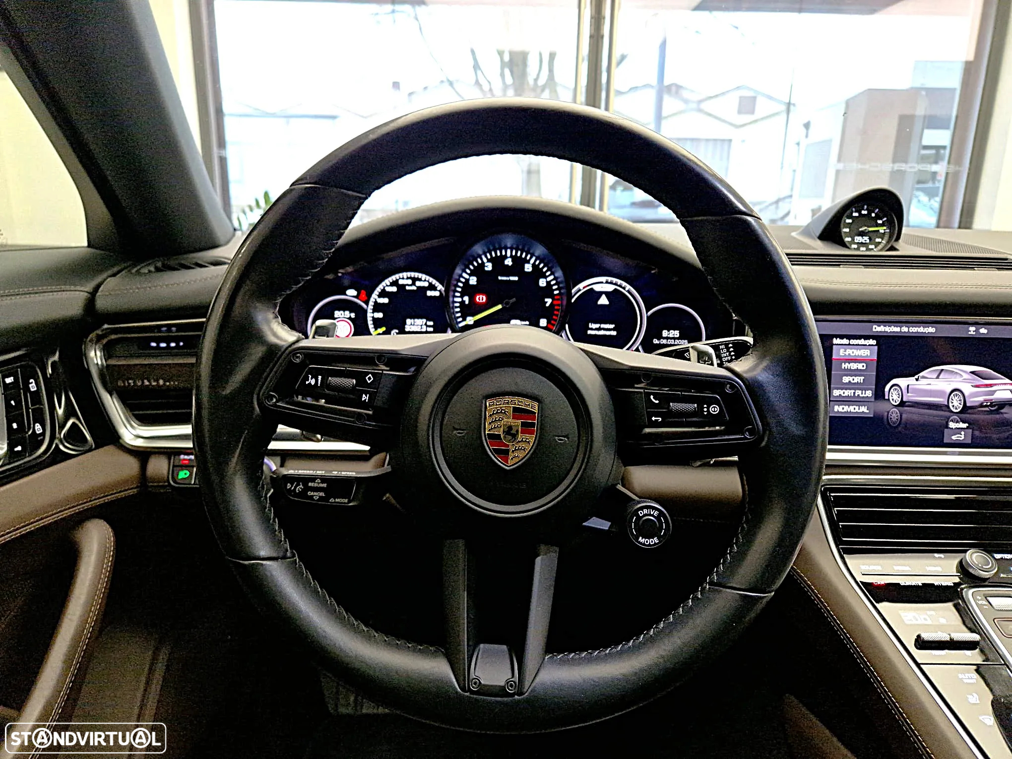 Porsche Panamera 4 E-Hybrid - 19