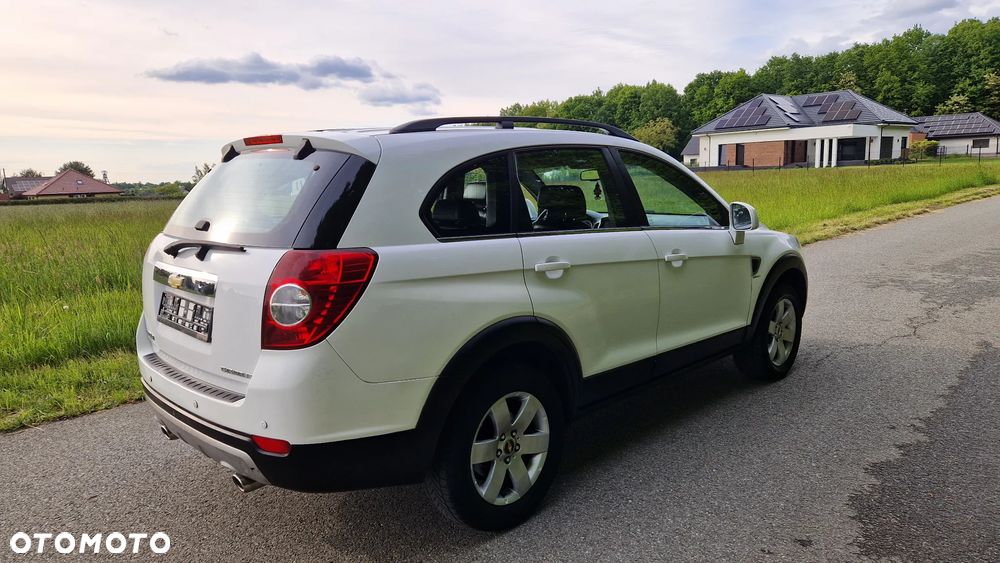 Chevrolet Captiva 2.0 4WD 7 Sitzer LT Exclusive - 4