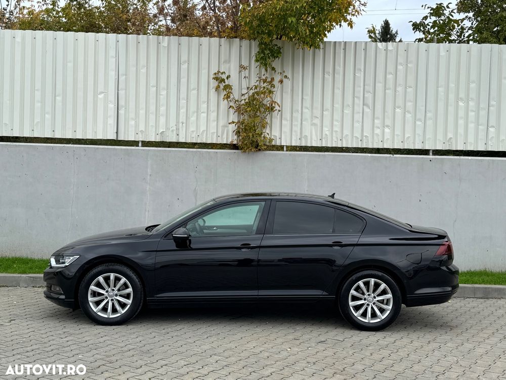 Volkswagen Passat 2.0 TDI (BlueMotion Technology) DSG Highline - 10