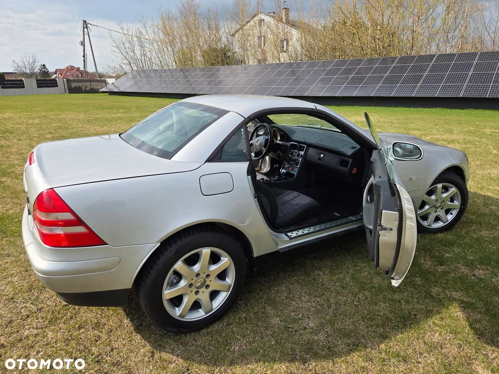 Mercedes-Benz SLK - 17