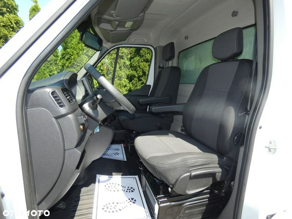 Renault Master - 10