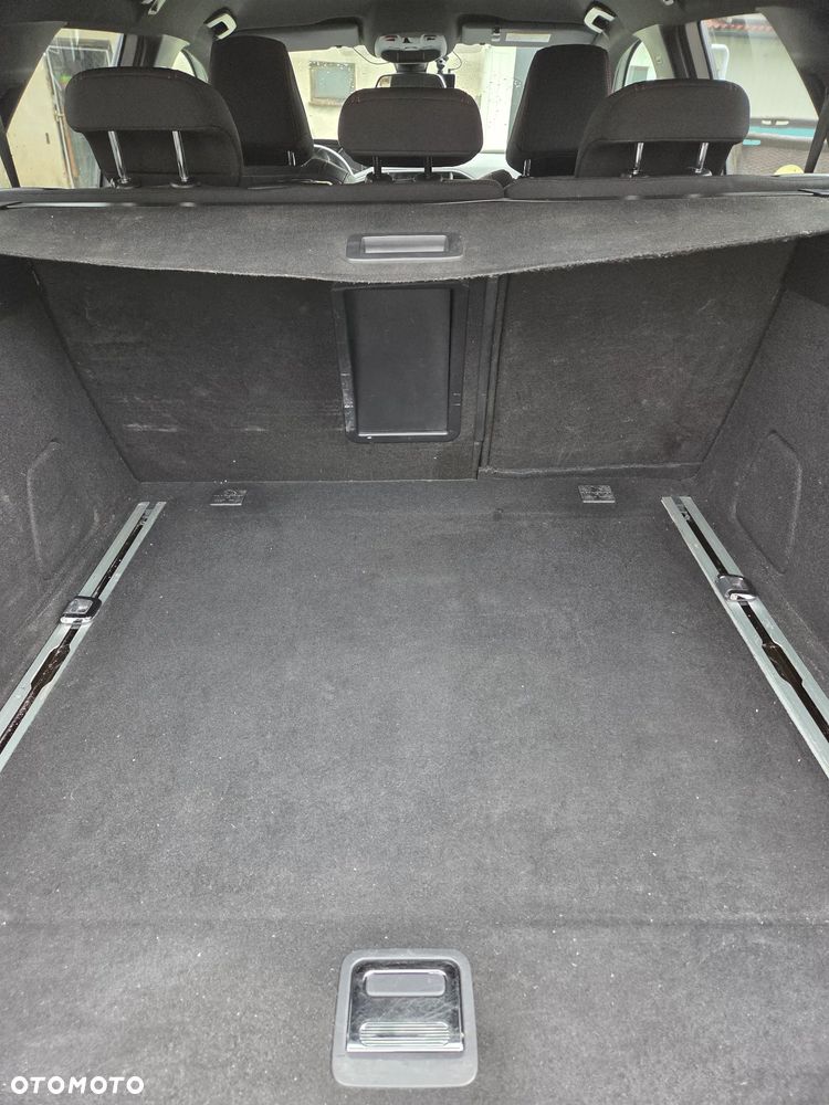Peugeot 308 BlueHDi 130 EAT8 Stop & Start GT - 17