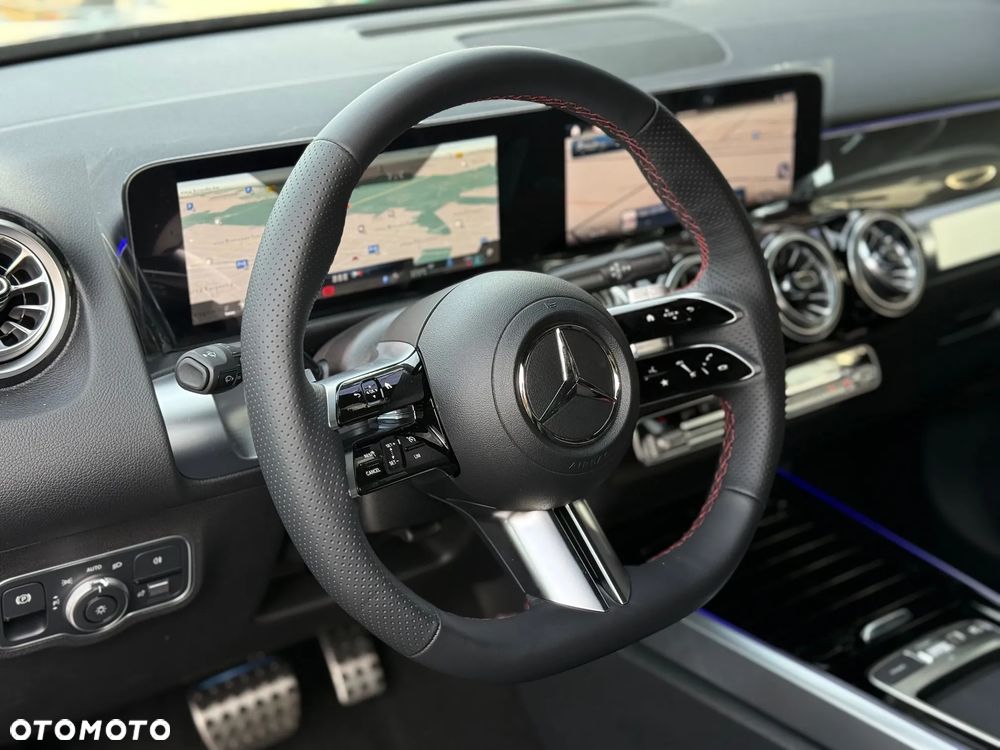 Mercedes-Benz GLB 220 d 4-Matic AMG Line 8G-DCT - 12