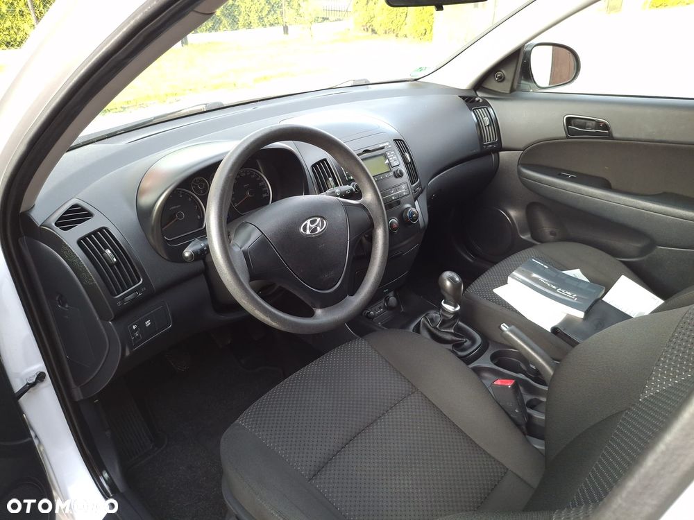 Hyundai i30 1.4 Classic + EU5 - 9
