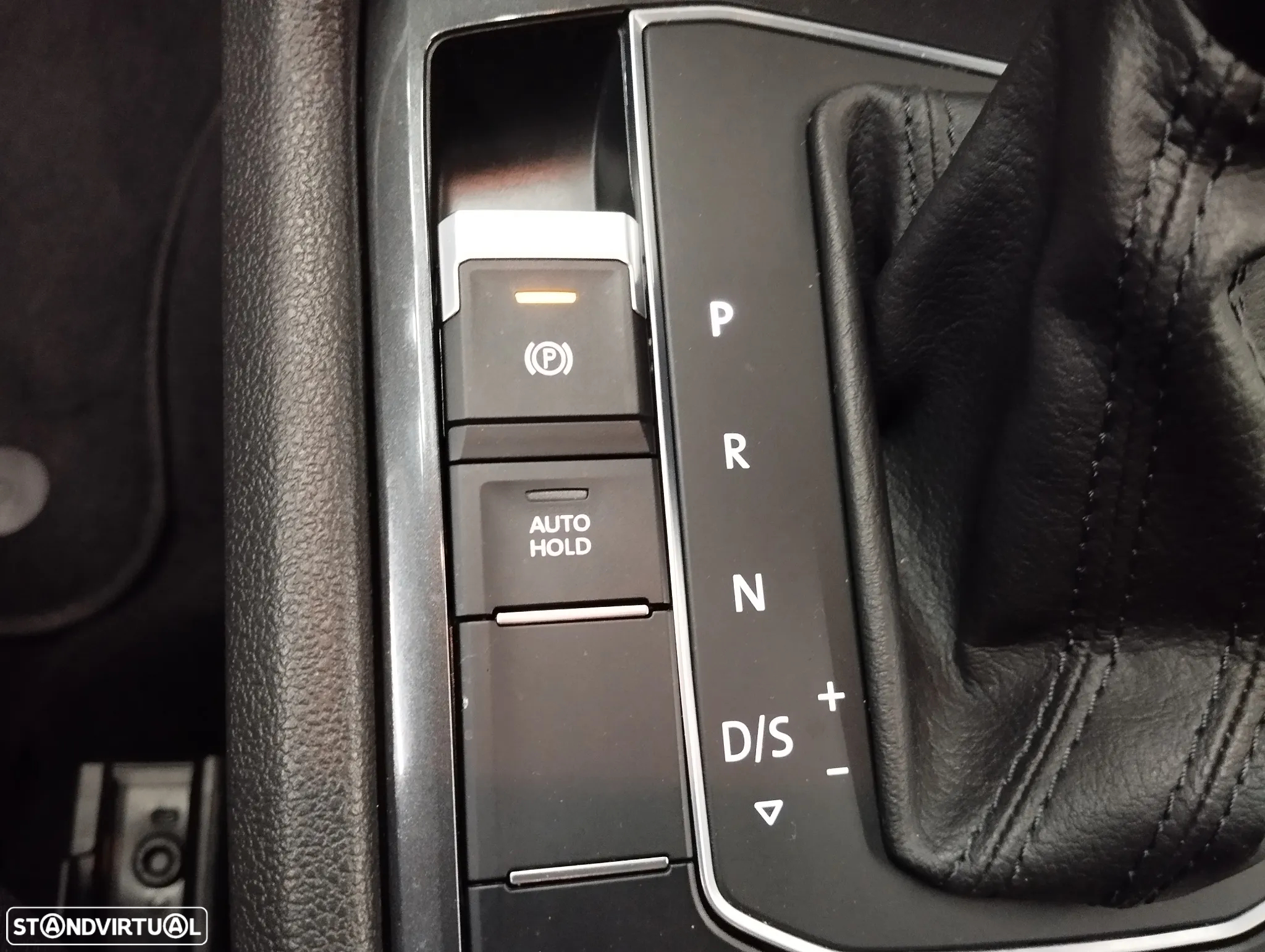 VW Tiguan Allspace 2.0 TDI Confortline DSG - 39