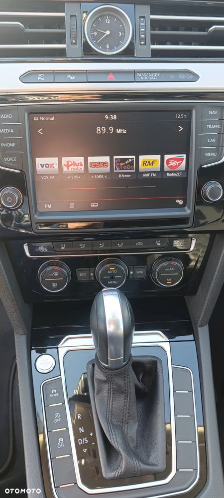 Volkswagen Passat - 18