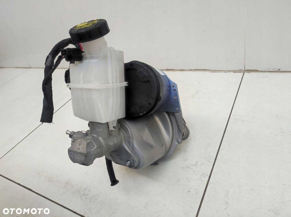 pompa hamulcowa serwo eu renault clio v 5 lift 1.6 e-tech - 3