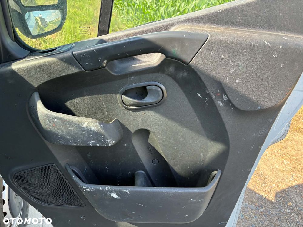 Renault Master - 19